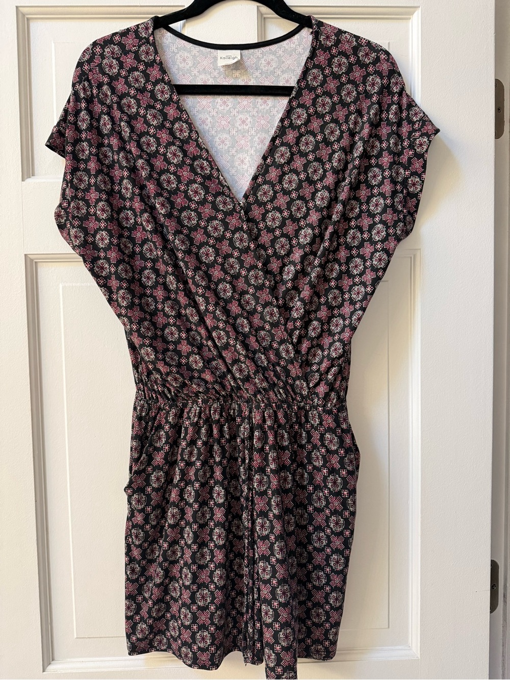 Kaileigh Geometric Faux Wrap Romper Size L Black Burgundy Made in USA